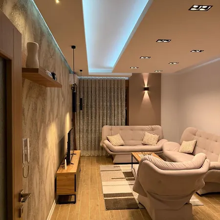Sky View Apartment *