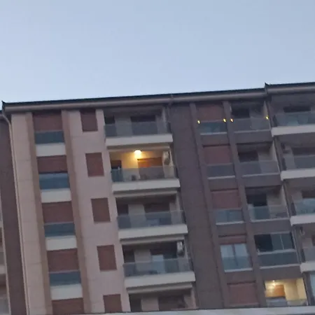 Sky View Apartment *