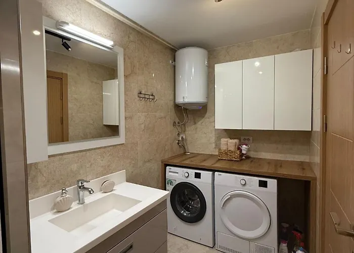 Sky نوفي بازار